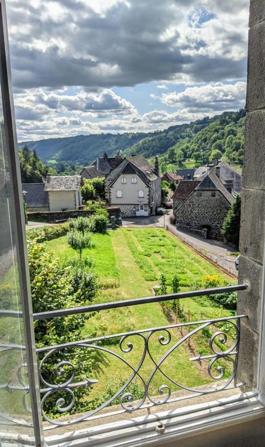 La Maison Normande Saint-Cirgues-de-Jordanne Exterior foto